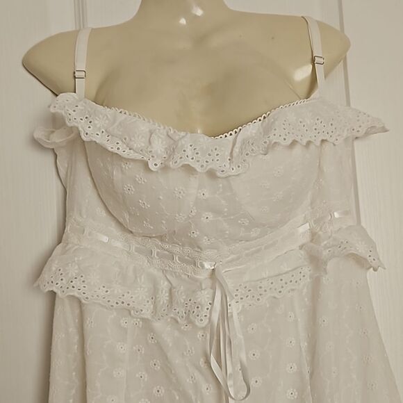 Sunfere Eyelet Embroidery Spaghetti Straps Maxi Dress With Back Slit Large White - Picture 6 of 16